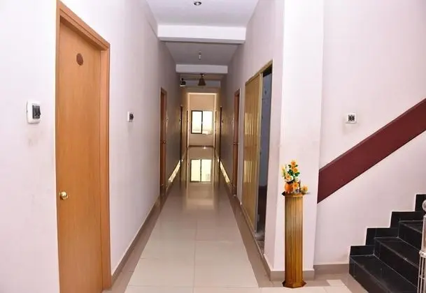 Yogi Ram Inn - İç Mekan