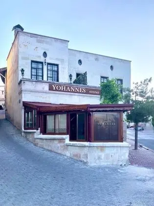 Yohannes Suites