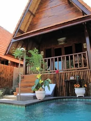 Yoki's Bungalows