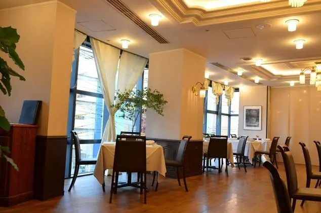 Yokohama Mandarin Hotel - Yerinde Yemek
