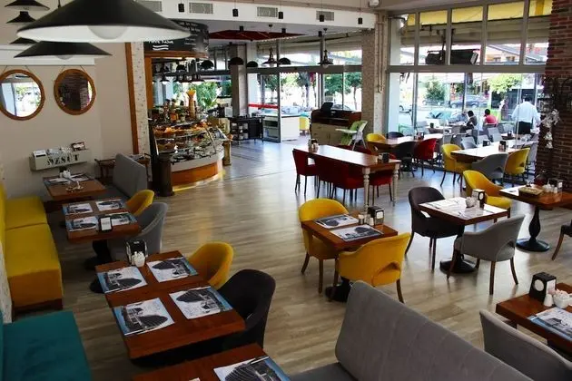 Yol İş Holiday Adana - Kahvaltı