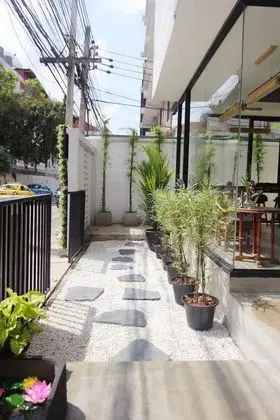 YOLO Bangkok Boutique Hotel - Dış Mekan