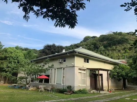 YOLOHO villa