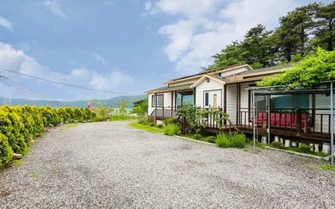 Yongin Byeolbaragi Pension