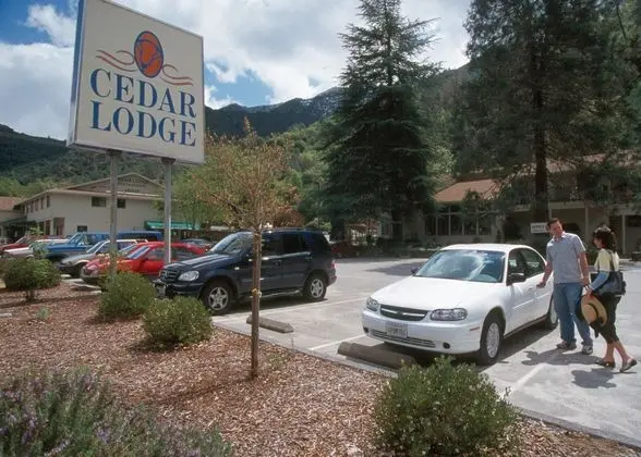 Yosemite Cedar Lodge