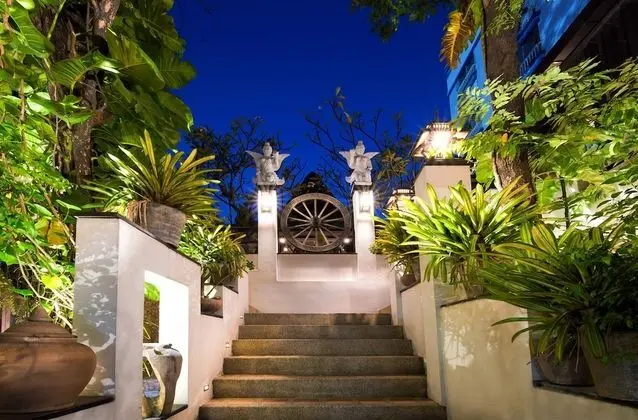 Yotaka Boutique Hotel Bangkok - Dış Mekan