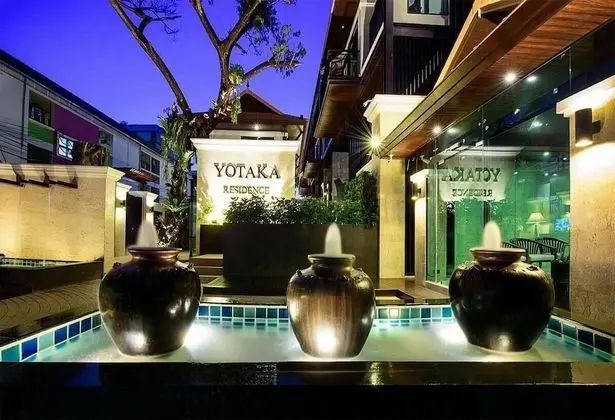 Yotaka Residence - Lobi