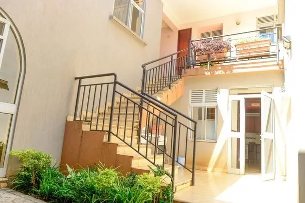 You Will Relax With the Amenities Offered by This Standard Suite - İç Mekan