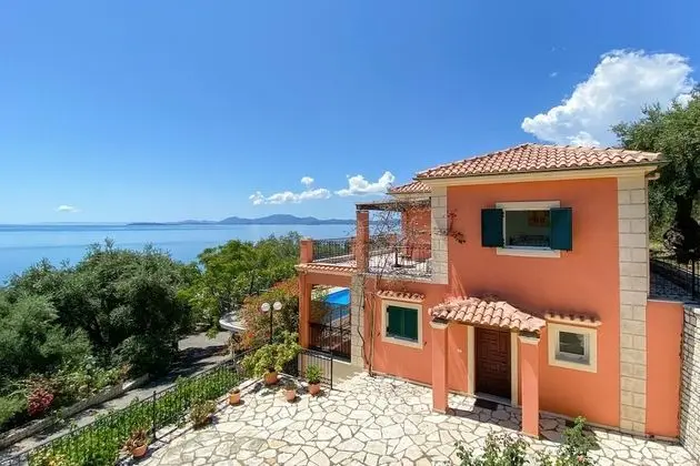 Villa Youla Large Private Pool Walk to Beach Sea Views A C Wifi Car Not Required - 1025 - Oda
