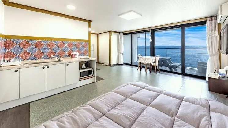 Youngduk Cube Pension