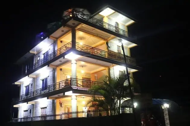 Hotel Young's Stupa - İç Mekan