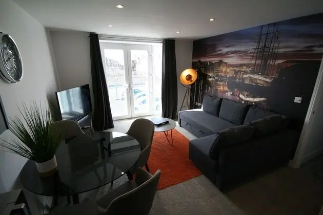 Your Apartment Brunel Loft - No 1