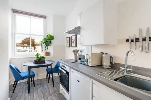 Your Apartment Clifton House - Mutfak