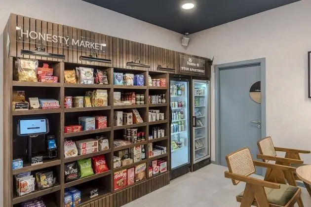 Your Apartment Milton Keynes - Lobi