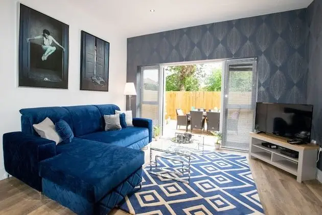 Your Apartment Rowan Tree - No 1