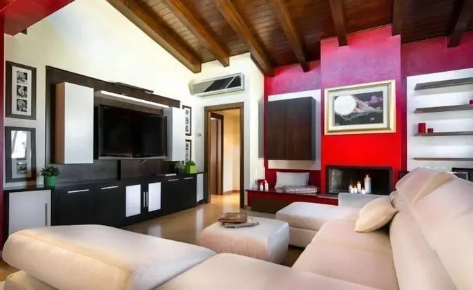 Your Home in Como Lake