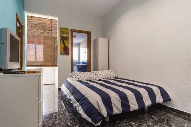 Your Home In Valencia - Oda Düzeni