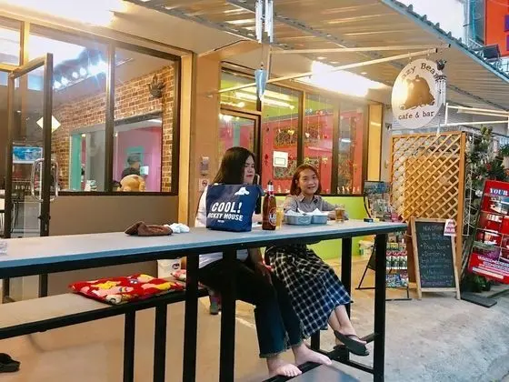 Your Hostel at Chiang Mai - Adults Only - Dış Mekan
