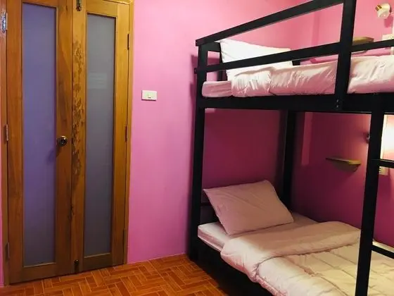 Your Hostel at Chiang Mai - Adults Only - Oda