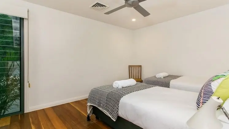 Your Luxury Escape - Kiah 11 Beach House - Oda
