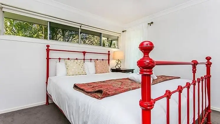 Your Luxury Escape - Red Bohemian - Oda