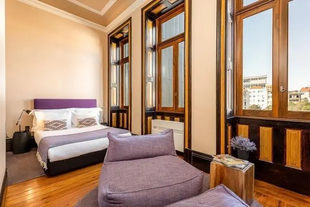 Your Opo Bolh o 2A in Oporto