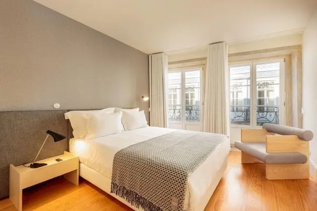 Your Opo Flores M in Oporto