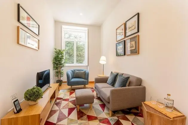 Your Opo Vintage 2F in Oporto