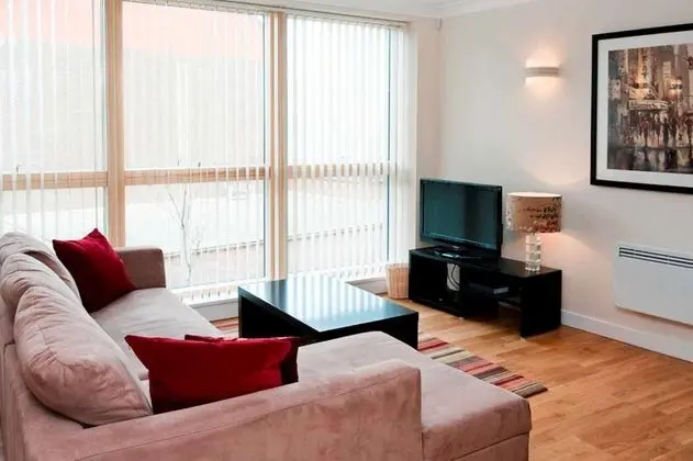 Your Space Apartments - Byron House