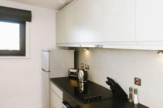 Your Space Apartments Eden House - Mutfak