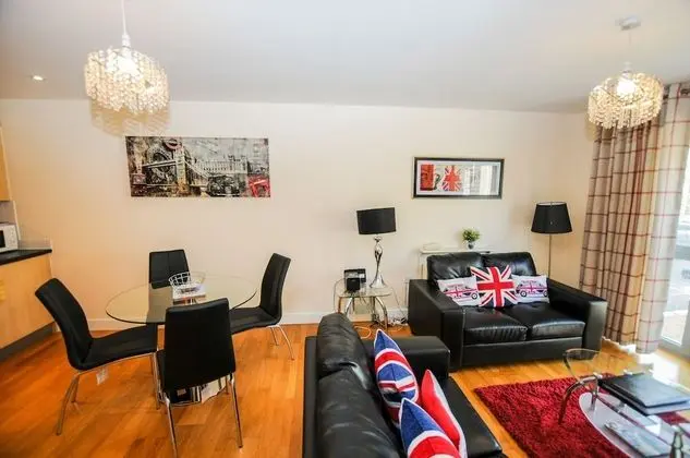 Your Stay Bristol Hamilton Court - Mutfak