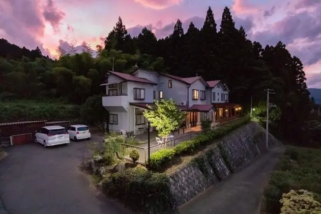 Youth Guest House ATOMA - Hostel