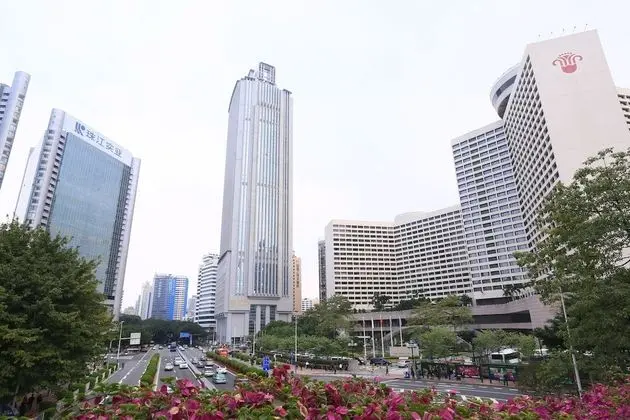YOYO International Apartment