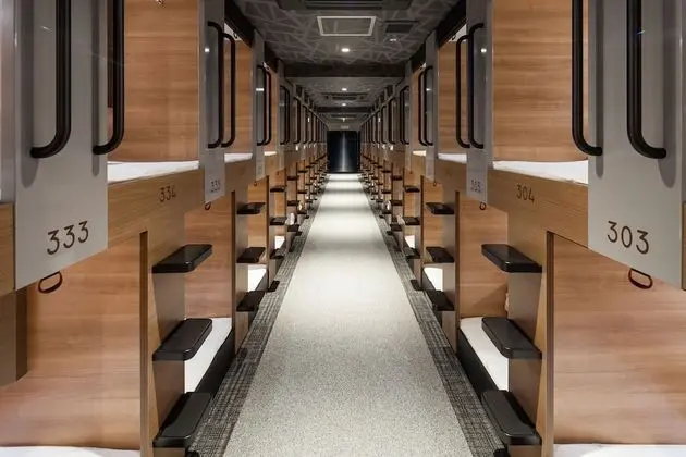 Y's Cabin Osaka Namba - Oda