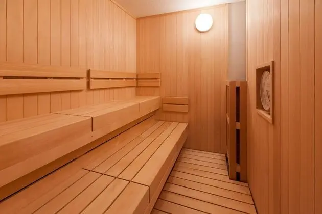 Y's Cabin Osaka Namba - Spa