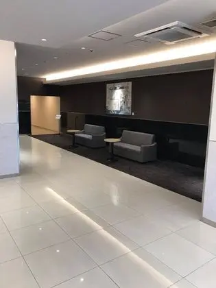 Y’s Hotel Hanshin Amagasaki Ekimae - Lobi