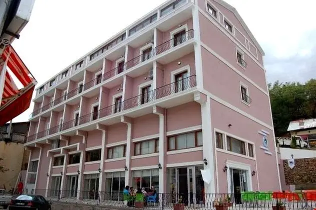 The Yücedağ Hotel
