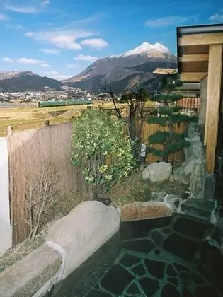 Yufuin Onsen Hotel Poppoan - Havuz