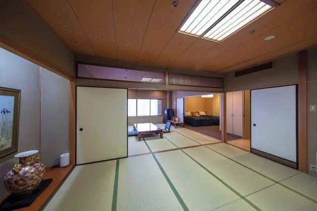 Yuga Onsen Hotel Santoka