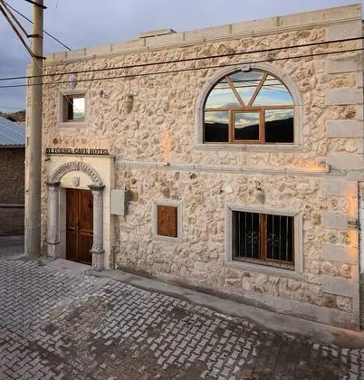 By Yüksel Cave House