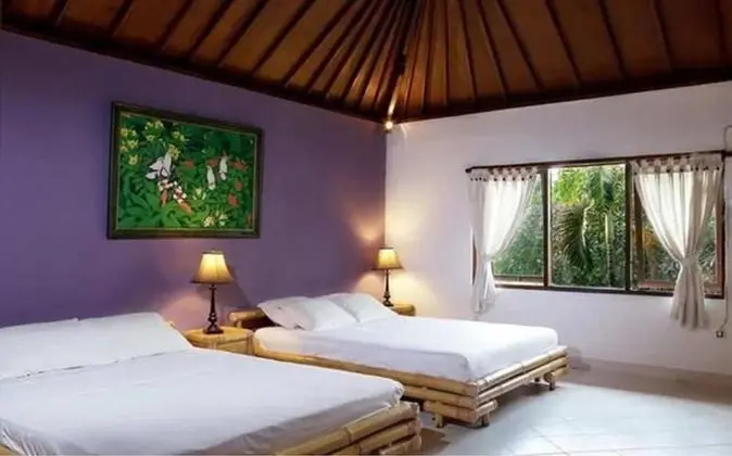 Yuli Bungalows