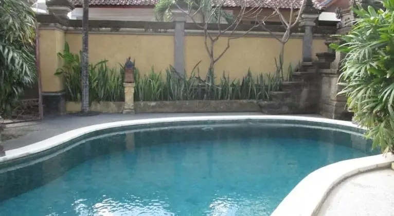 Yuli Bungalows - Havuz