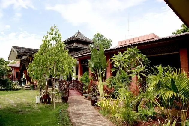 Yun Myo Thu Hotel