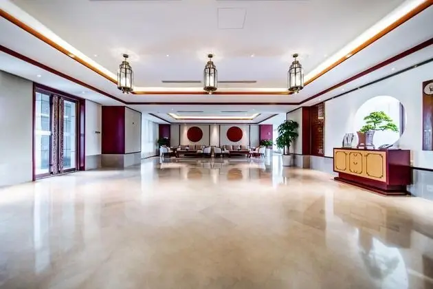 Yun-zen Jinling Acrobatics Hotel - Lobi