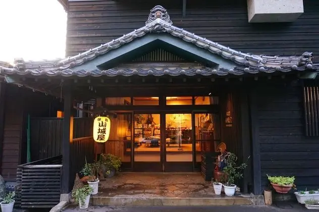 Yunohira-Onsen Ryokan Yamashiroya