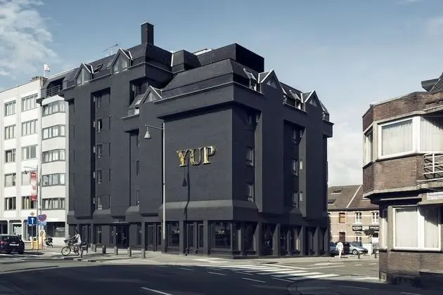YUP Hotel - Different Hotels