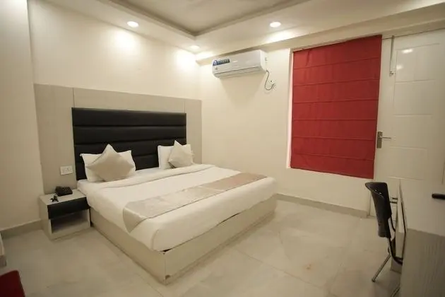The Yuvraj Residency - Öne Çıkan Resim