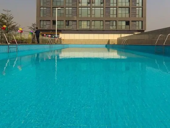 Yuwa Serviced ApartHotel - Havuz