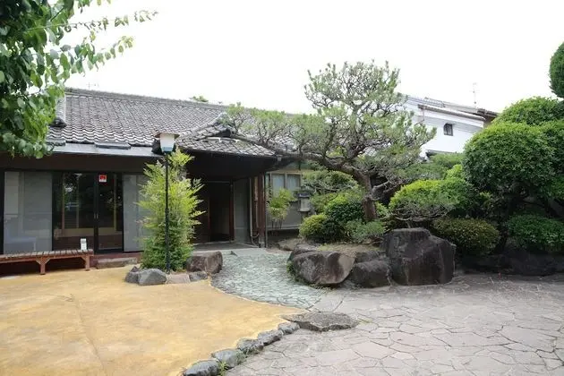 Yuzan Guesthouse - Hostel - Dış Mekan