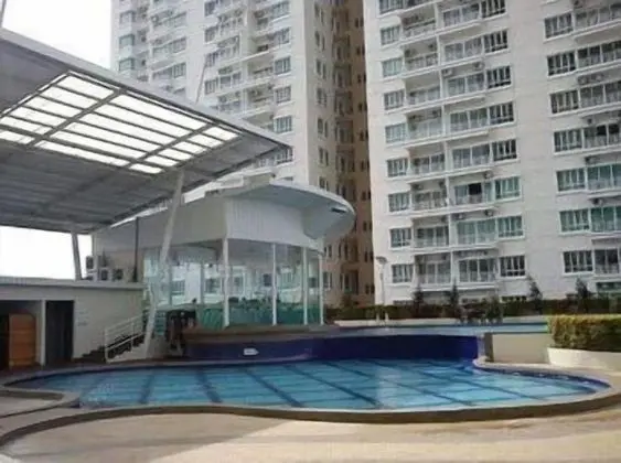 YYK 1Borneo Condominium